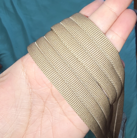 Salvatore Ferragamo Tan and Baby Blue Tote Bag with Elegant Design - Picture 6 of 8